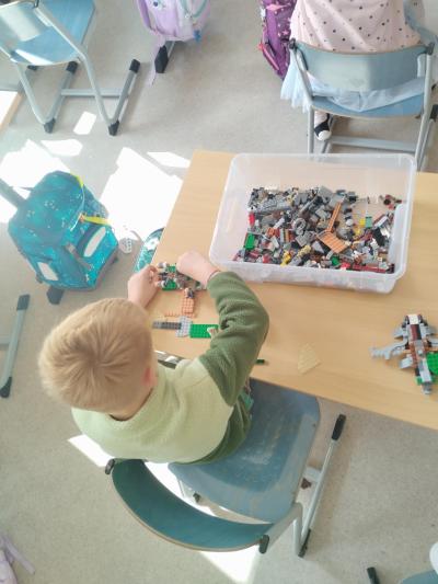 PRVNÍ DNY V ŽABIČKÁCH