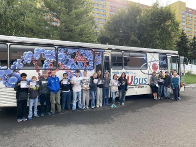 Jak se programuje s Micro:bitem nebo jak funguje suchý led...to jsme zjistili v EDUBUSU