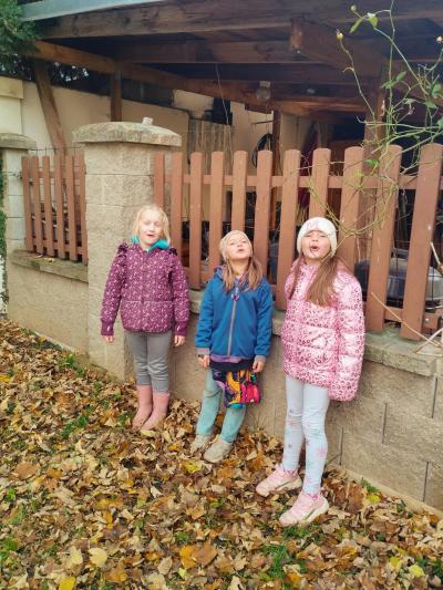 PODZIMNÍ HRANÍ A TVOŘENÍ