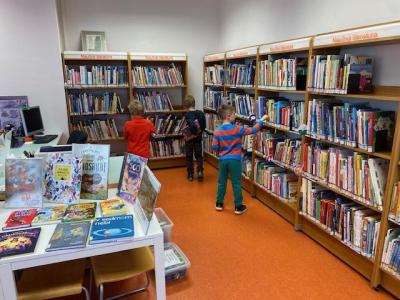 2. KNIHOVNA se Sovičkami