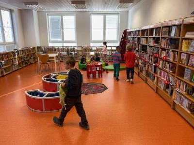 2. KNIHOVNA se Sovičkami