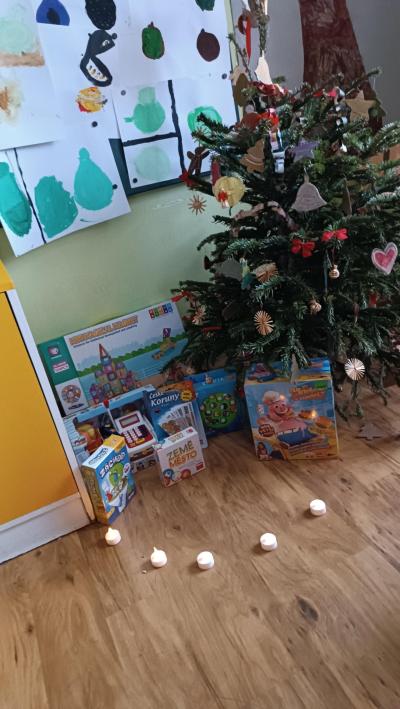 Přejeme Vám všem kouzelné Vánoce a do nového roku hodně úsměvů a radosti