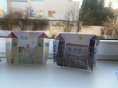 Mezi domy v Žabičkách