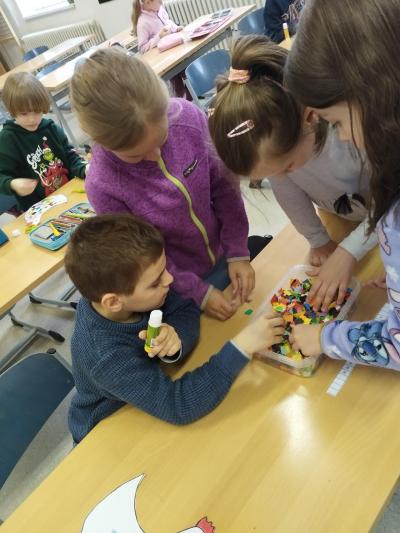 30.3.2026 ŠIKOVNÉ RUČIČKY - VELIKONOČNÍ SLEPIČKA